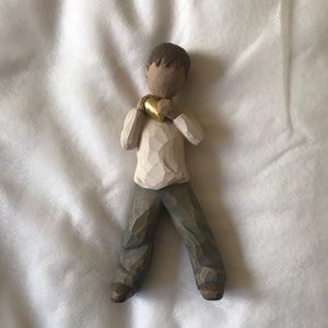 Willow Tree Boy Heart of Gold Figure Boy holding Heart Demdaco Susan Lordi 2004